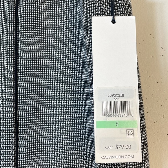 NWT. Calvin Klein 8 Little Houndstooth Pencil Skirt. - Picture 3 of 13